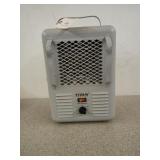 Titan 1500 watt electric heater works