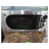 GE household microwave browning oven, works