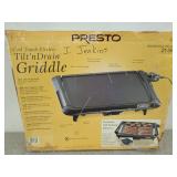 Presto griddle, with box, works