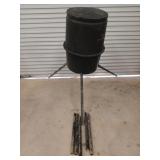 Deer feeder 20 gallon? tub on stand, needs some