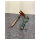 2 Wooden Handle Gardening Tools