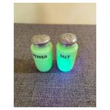 Jeannette Glass Jadeite Uranium SaltPepper Shakers
