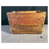 Canada Ginger Ale Crate