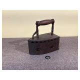 Antique Cast Iron Sadiron