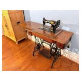 Singer Pedestal Sewing Machine No 3451807