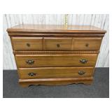 Wooden 3-drawer dresser