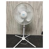 Sarasota Breeze 16  Oscillating Pedestal Fan
