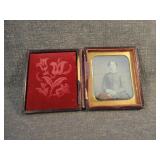 Antique Daguerreotype Photo Young Woman in Case