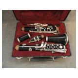 Selmer Bundy 577 Resonite Clarinet with Case