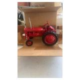 Ertl Farmall 100 high clear diecast still in box