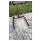 Bale fork 3pt hitch