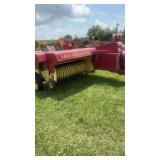 New Holland 273 hayliner square baler nice right