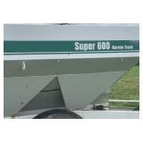 WILMARR 600 NARROW TRACK DUAL FAN  fertilizer