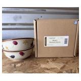 Longaberger matching berry dessert bowl