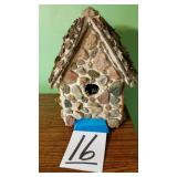 CUTE BIRD HOUSE