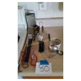 KITCHEN UTENSILS