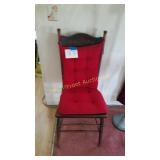 BEAUTIFUL WOOD CHAIR