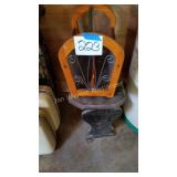 SMALL TABLE AND MAGAZINE RACK