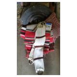 HORSE BLANKETS, 2 CINCHE STRAPS