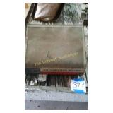 AUTOMOTIVE BULB CASE