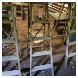 5 Ft Wood Ladder