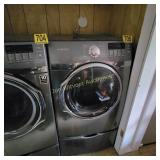 Samsung Electric/Natural Gas Dryer (never used)