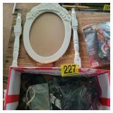 Mirror Pieces, Santa