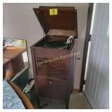 Vintage Edison Phonograph  Good Shape