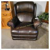Leather Type Electric  Recliner (works)