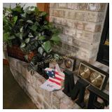 Waterless Plant, Home Letters