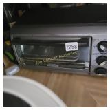 Black and Decker Toaster Oven