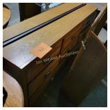 Dresser/ Mirror