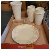 Vtg Plate and Vases