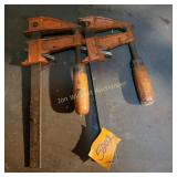 2 Clamps