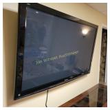 Panosonic Flat Screen, Remote, Bracket stay on wal