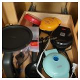 Mini Waffle Makers, Blender