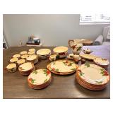Franciscan Ware Apple Pattern Dinnerware Set