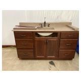 61ï¿½ Bathroom Vanity/Sink