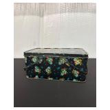 Vintage 1930-1940ï¿½s Metal Picnic Tin/Basket