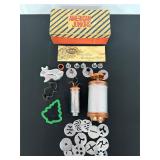 American Juniors Cookie Press and Decorations Set