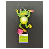 Frog-Themed Metal Wind Chime with Flower