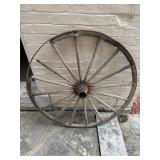 Wooden Wagon Wheel with Metal Hub