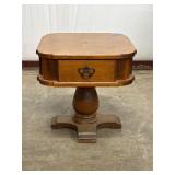 Solid Rock Maple Pedestal End Table