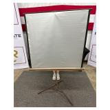 Da-Lite Silver Pacer Tripod Projection Screen