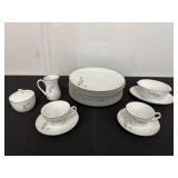 Kenmark Fine China Rose Pattern Dinnerware Set