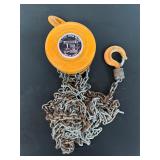 Central Machinery 1-Ton Chain Block