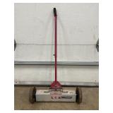 Tool Shop Magnetic Sweeper
