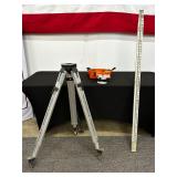 Top-Jr Auto Level AT-24A w Tripod & Grade Rod