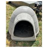 Bauxï¿½R by Dogloo Igloo-Style Dog House