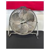 High Velocity Floor Fan by GD Midea